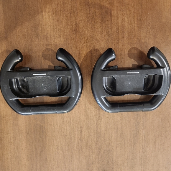 Nintendo Switch Joy-Con Wheel (Set of 2) Black Works For Mario Kart Racing Grip - Picture 1 of 2